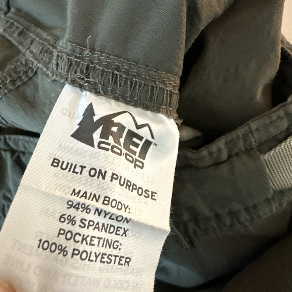 REI Womens Convertible Cargo Pants Olive Green Ankle Zip Mid Rise Pockets Sz 12 - Picture 7 of 15
